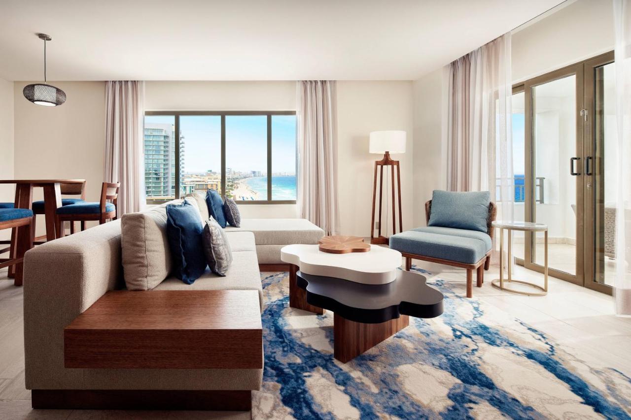 Grand Ocean Front Suite 1 Bedroom Larger Suite Oceanfront,1351993894:JPEG